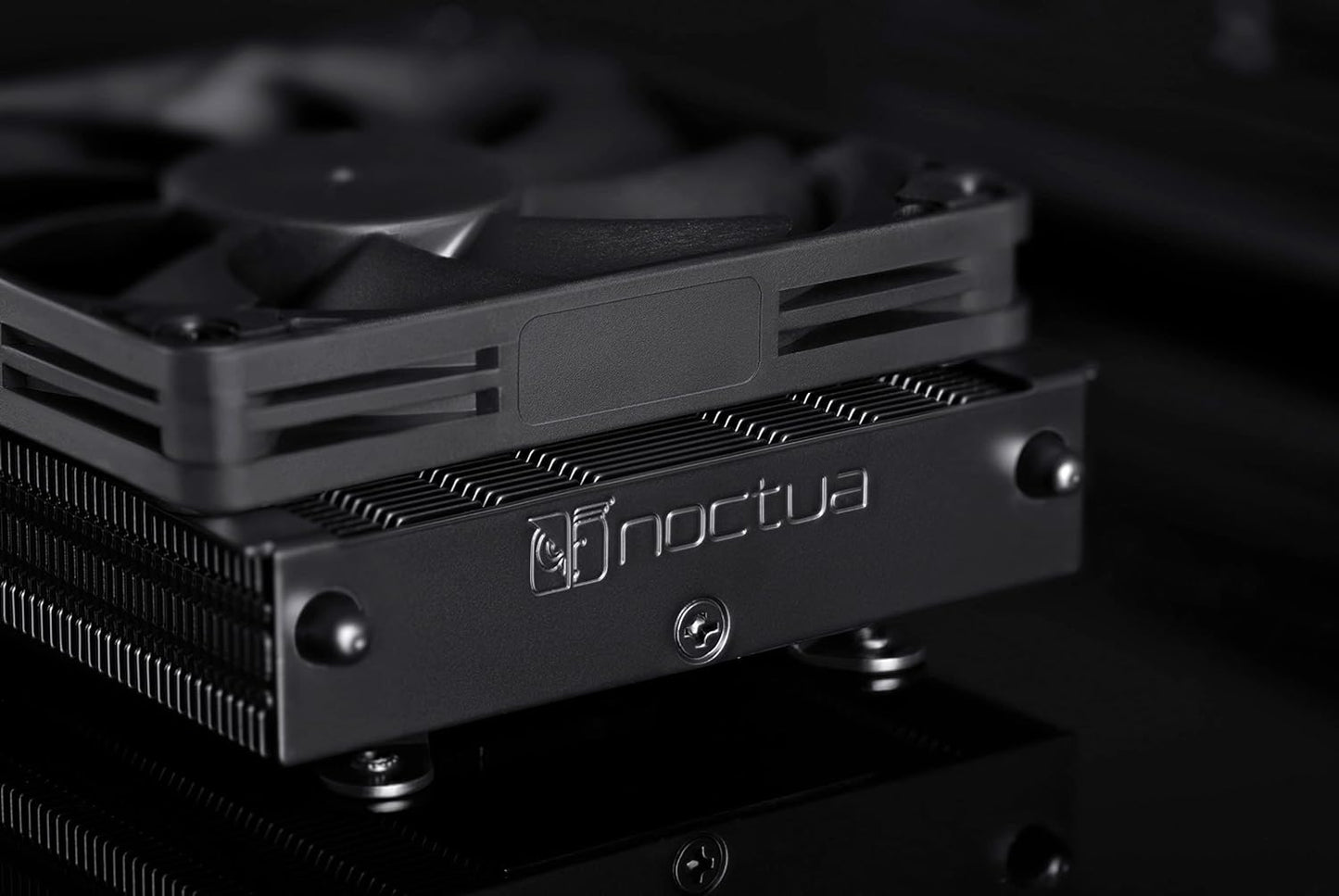 NOCTUA DISIPADOR DE AIRE L9a-AM5 CHROMAX BLACK